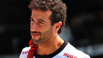 'Daniel Ricciardo taken to hospital after motorcycle crash' - report