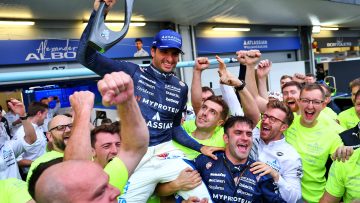 Carlos Sainz rejects Lewis Hamilton comparison after landmark Williams podium