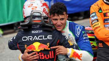 Red Bull issued 'gamble' warning over F1 driver line-up