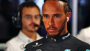 'Eccentric' Hamilton backed to 'feed off' Ferrari move and make F1 history