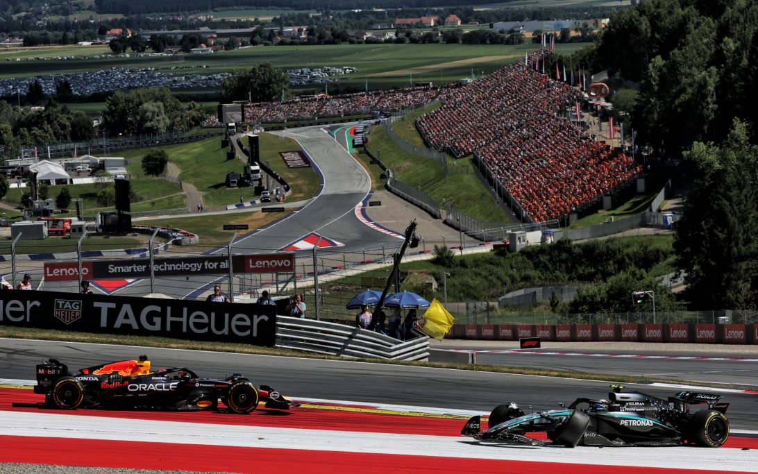 Verstappen Antonelli Austria race crash